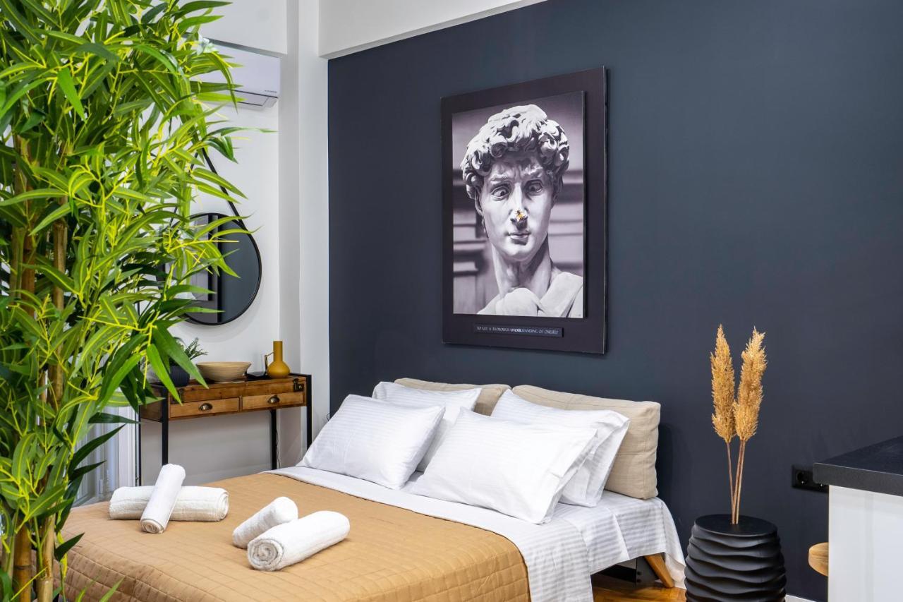Luxury Studio Apartment In The Heart Of Athena Bagian luar foto