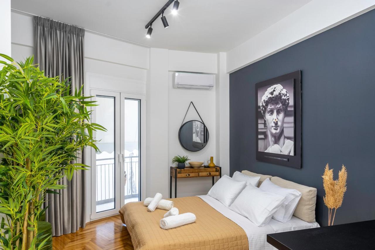 Luxury Studio Apartment In The Heart Of Athena Bagian luar foto